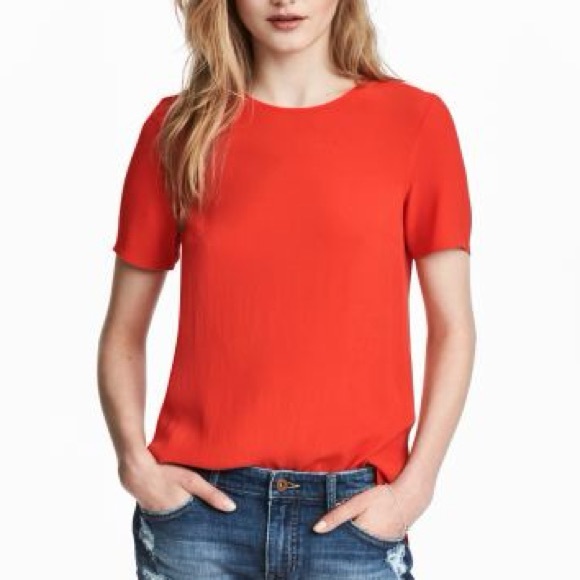 H&M Short-Sleeved Top 🍅 - Picture 6 of 7